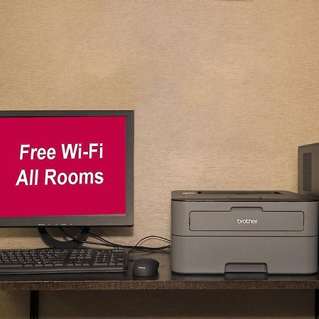 Red Roof Inn Harrisonburg - University Area ภายนอก รูปภาพ