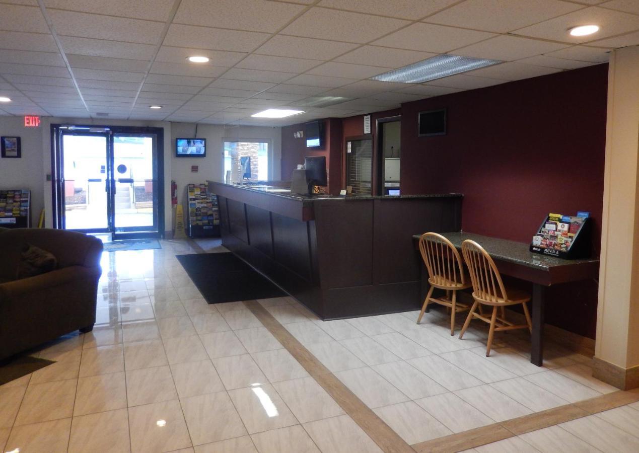Red Roof Inn Harrisonburg - University Area ภายนอก รูปภาพ