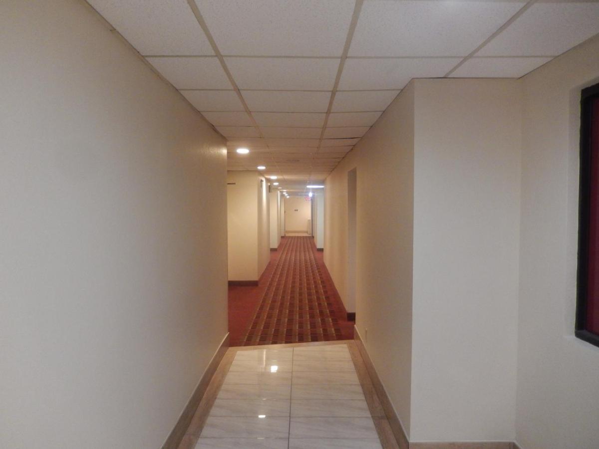 Red Roof Inn Harrisonburg - University Area ภายนอก รูปภาพ