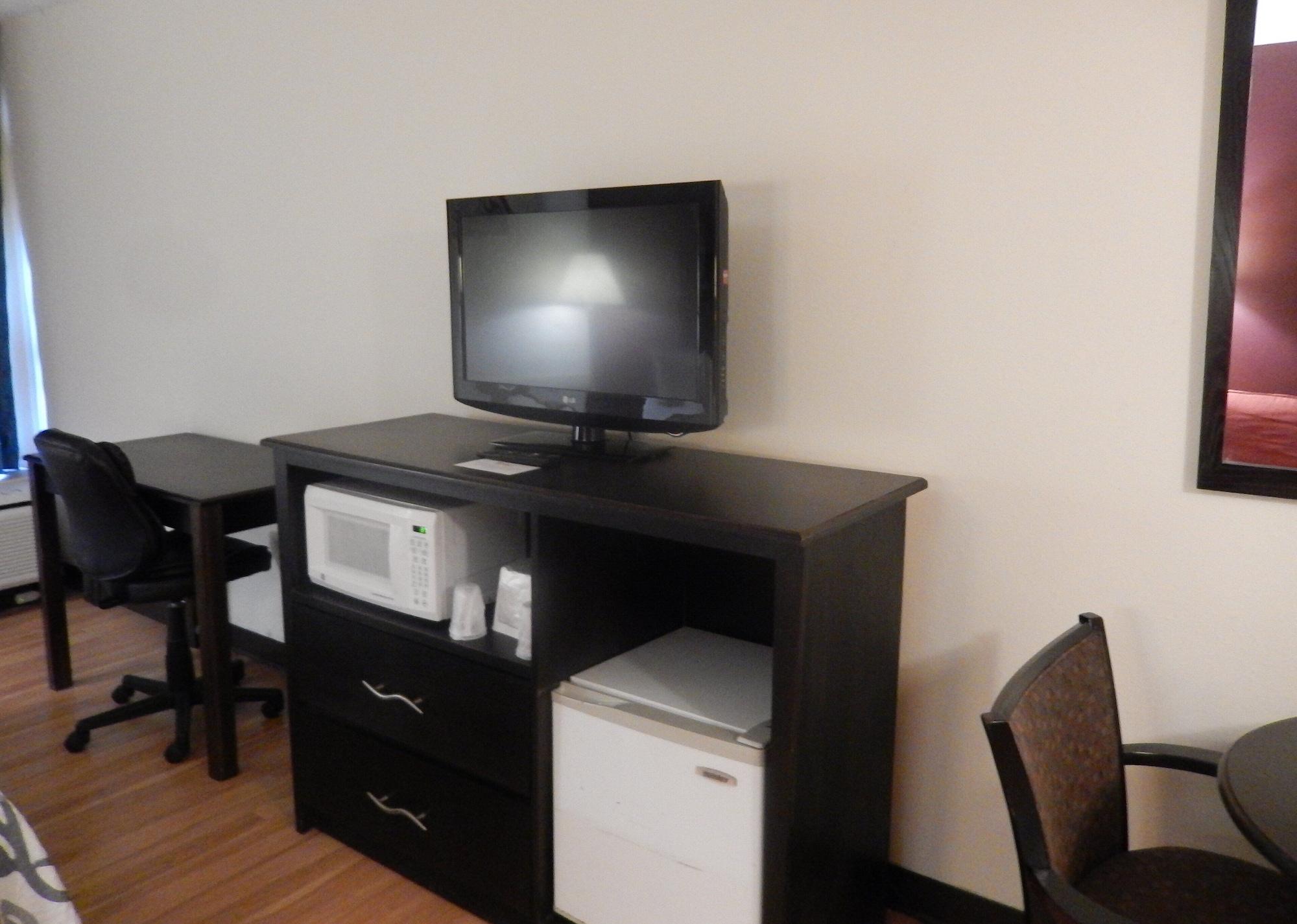 Red Roof Inn Harrisonburg - University Area ภายนอก รูปภาพ