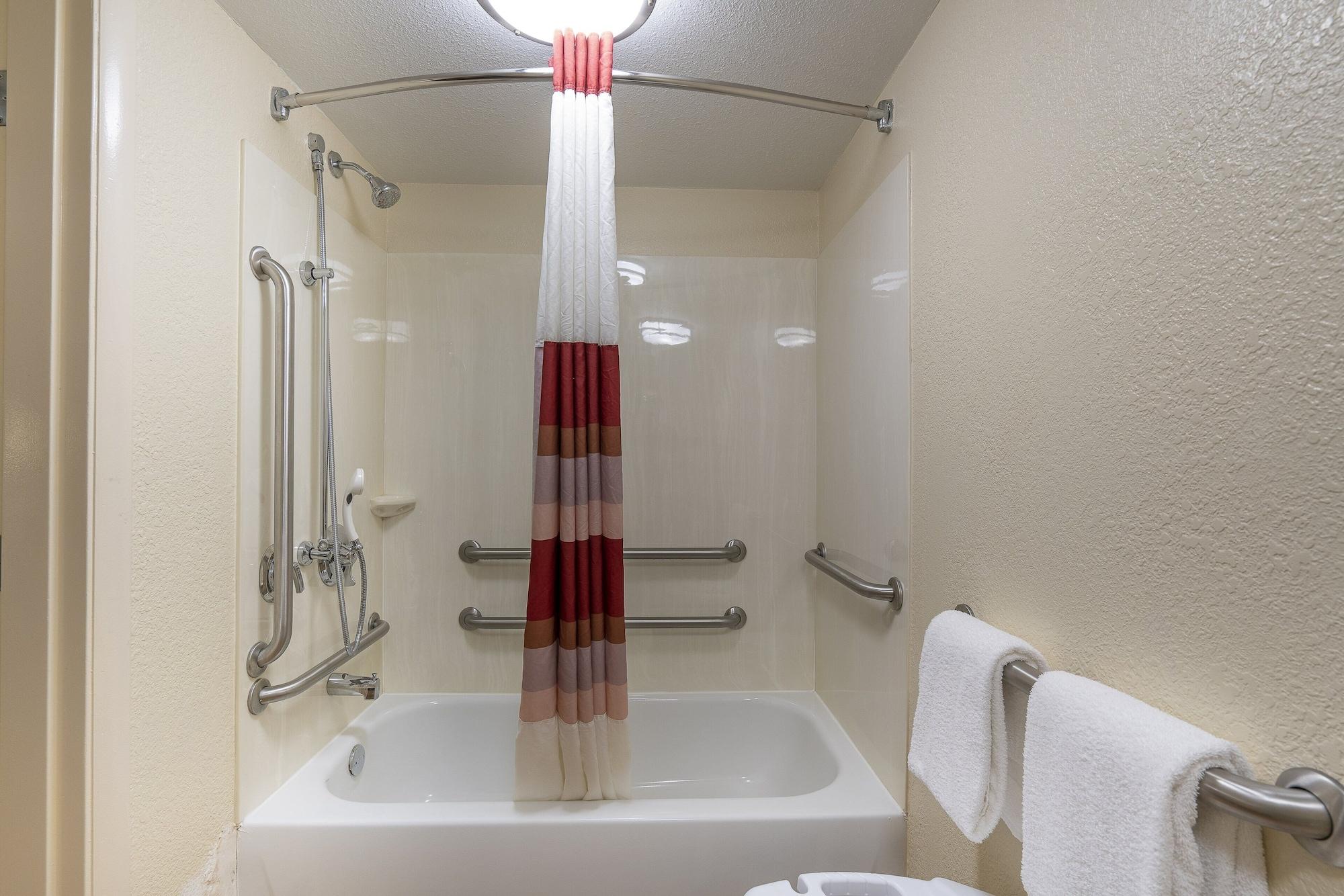 Red Roof Inn Harrisonburg - University Area ภายนอก รูปภาพ