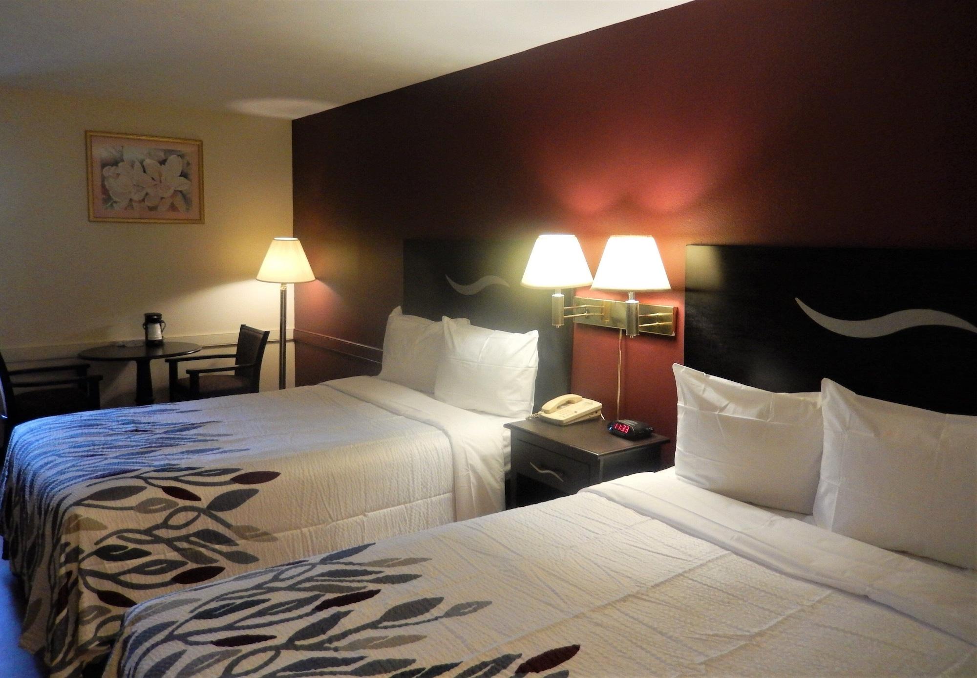 Red Roof Inn Harrisonburg - University Area ภายนอก รูปภาพ